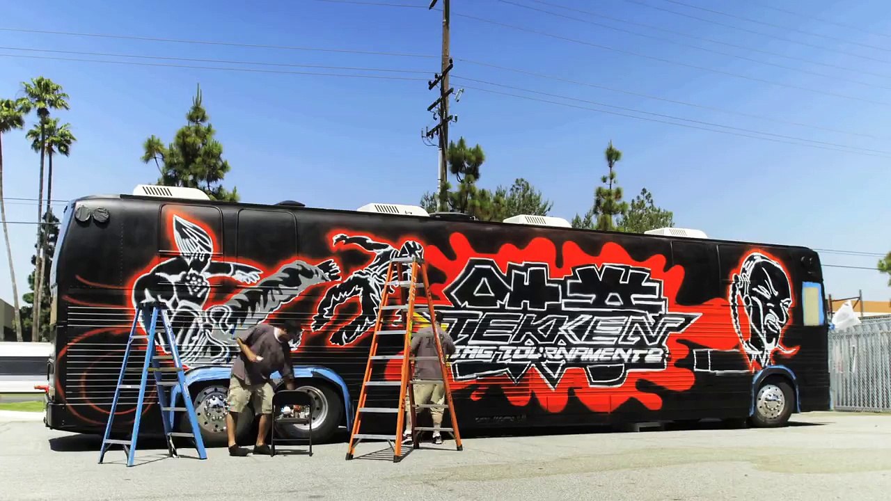 TEKKEN TAG TOURNAMENT 2 + Snoop Dogg Bus: Graffiti by Sket-One -- E3 2012