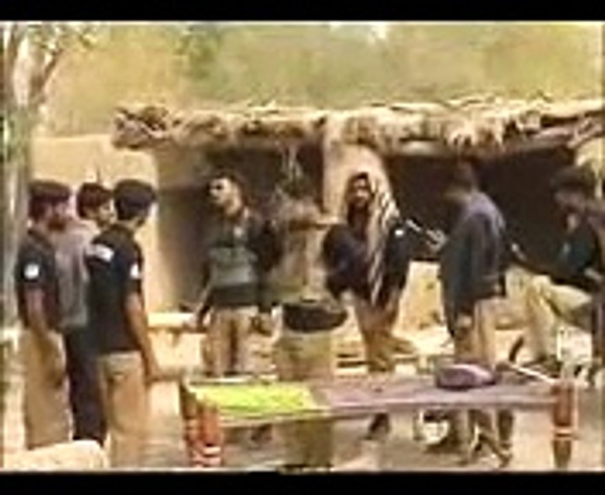 Polic mukabla  Rajanpur