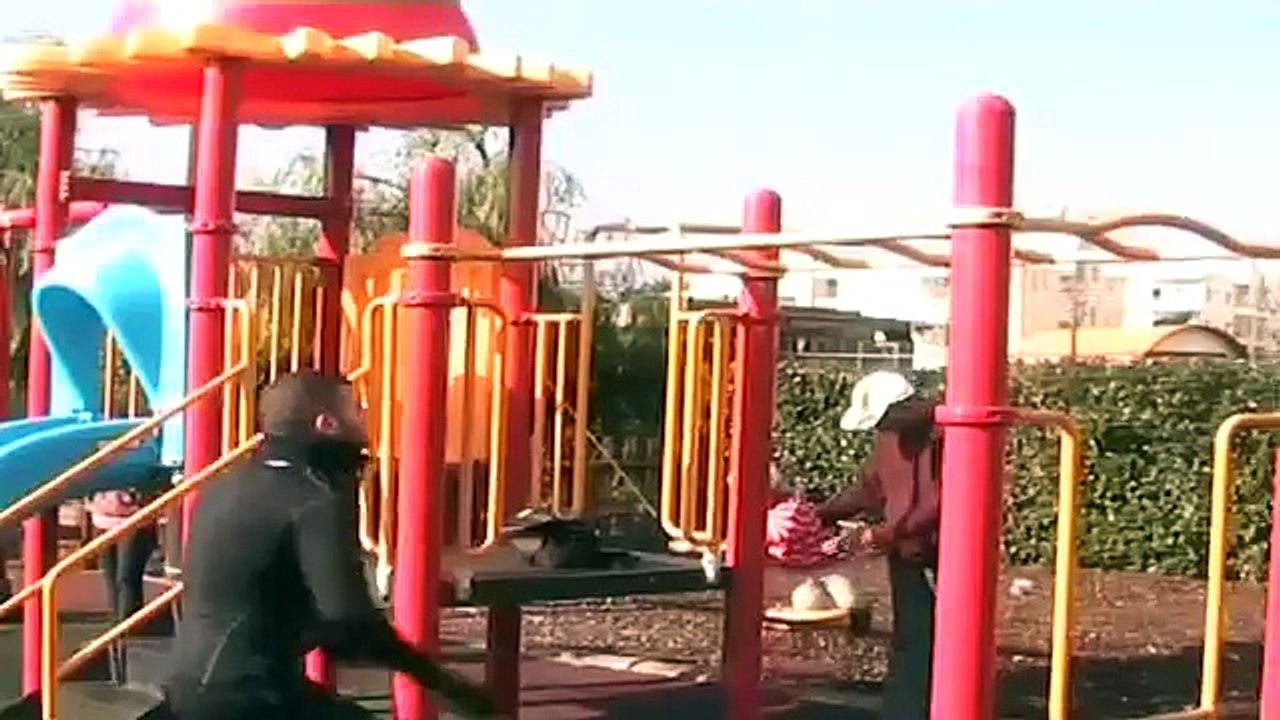 STREET WORKOUT MOTIVATION - Never Give Up ! Bar Brothers Lebanon ( Alexandre Karim - Wael Zgheib )