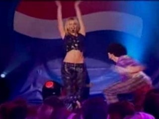 Britney Spears - I'm A Slave 4 U (Pepsi Concert Live From Au
