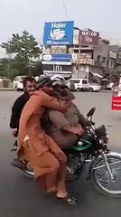 Ye Video Daikh Kar Bike Banane Wala Ek Baar Phir Sochne Par Majboor Ho Jaega