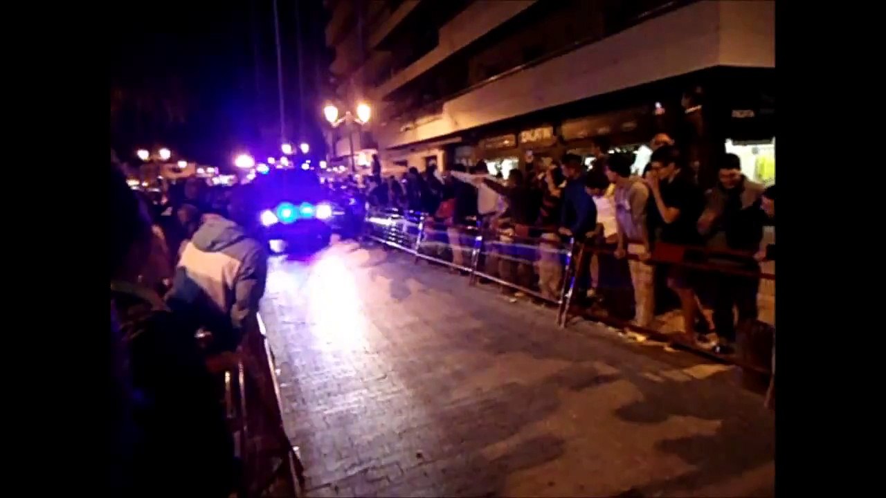 Motos cortando-burnout con la policia exhibicion Jerez HD