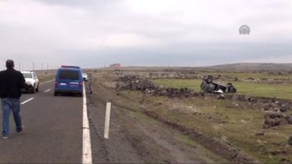 Hafif Ticari Araç Devrildi: 3 Ölü, 8 Yaralı