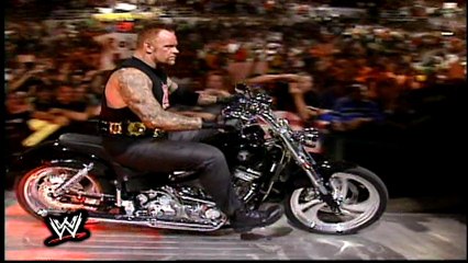 Raw - Tenth Anniversary - Undertaker and Triple H wins unaired awards