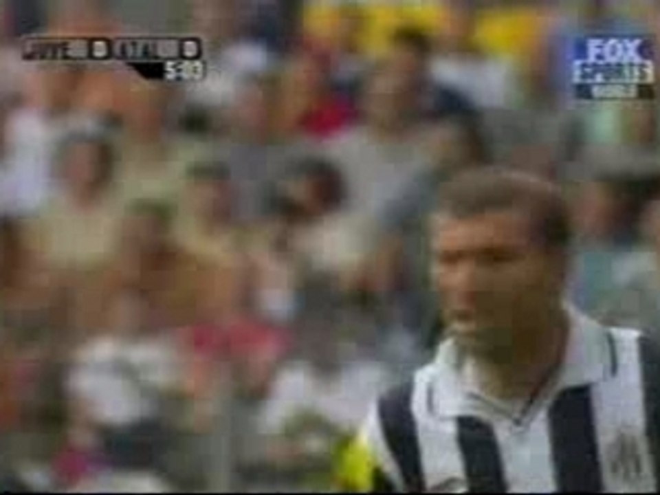 Zinedine Zidane dribble magnifique
