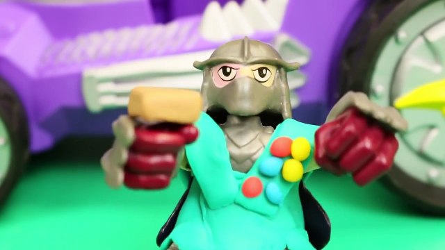 Teenage Mutant Ninja Turtles Attacked by Batman and Shredder and Stealth Bike Raphael Saves Them