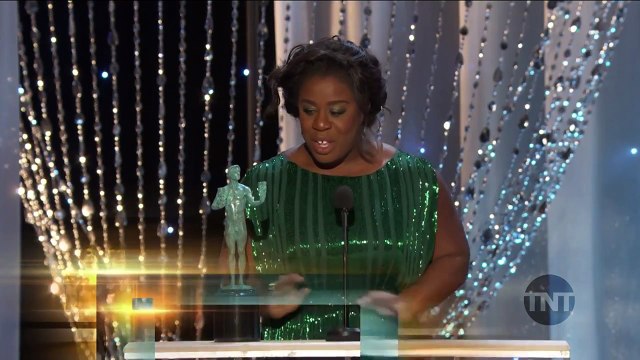 Uzo Aduba I SAG Awards Acceptance Speech 2016