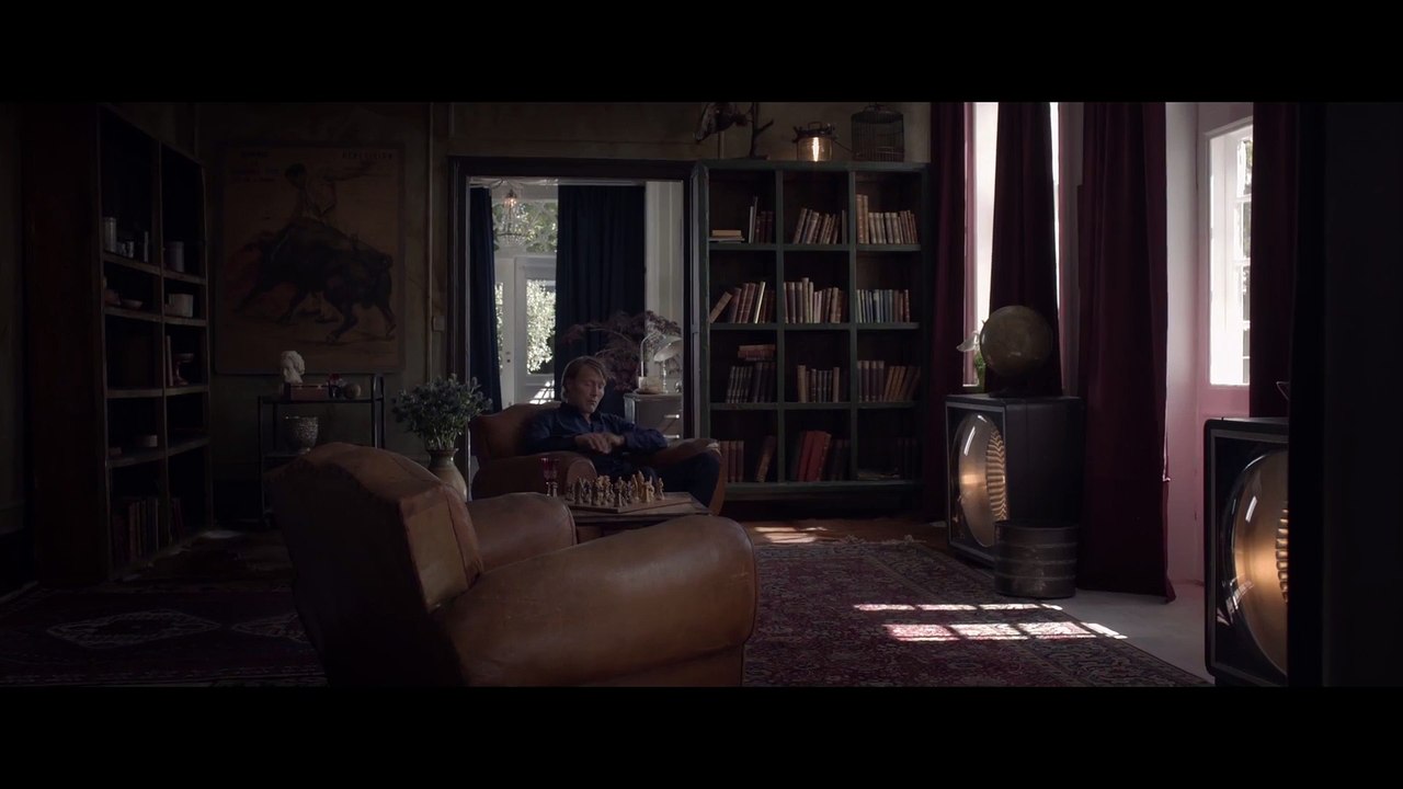 Pub BoConcept : Le combat avec Mads Mikkelsen [HD]