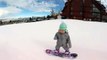 Ce gamin de 1 an est tellement à l'aise sur son Snowboard - En mode Shaun White