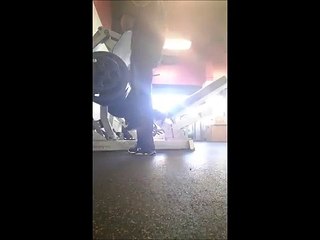 Leg Press 500 lbs (6 weeks post contest, Reverse dieting)