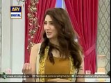 Mahira Khan And Nida Yasir Dancing in morning show
