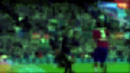 Terrible patada de Filipe Luis a Messi â¢ 2016