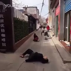 FUNNIEST GUN SHOOTING PRANK BY CHINESE!