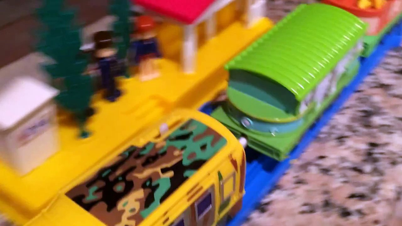 【Chuggington】CS08 Mtambo チャギントン CS-08 ムタンボ : Plarail : タカラトミー プラレール (00111)