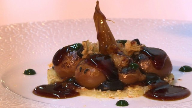 Le Michelin, endeuillé par le décès d'un chef, sacre Ducasse au Plaza Athénée et Le Cinq