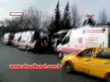 İstanbul'da kamyon ve otobüs çarpıştı: Çok sayıda yaralı var