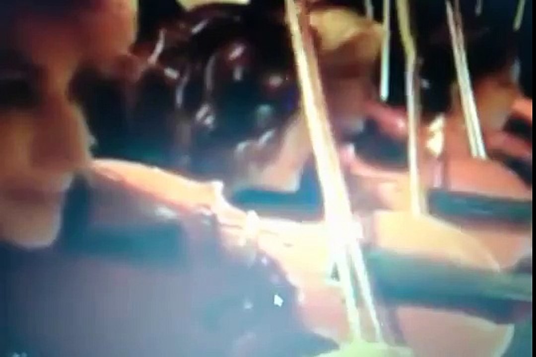 Io sono pazzo ,tu si pazzo,  tutti pazzi siamo qua ( Massimo Ranieri