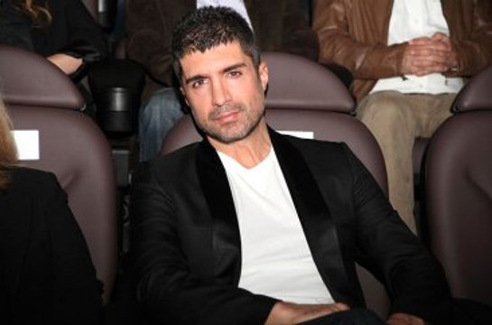 Özcan Deniz'den, Beyazıt Öztürk'e Oyuncularımızı Konuşturmadı Tepkisi