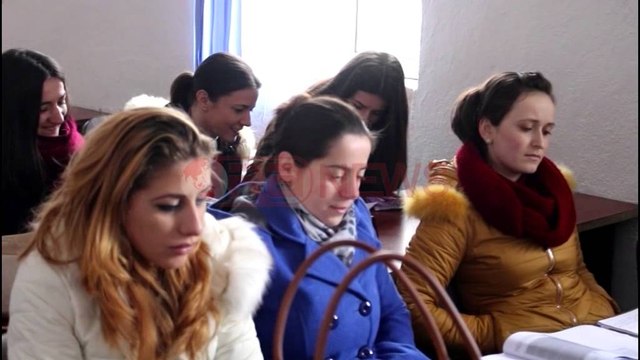 Filiali i UT në Kukës, studentët: Të mos mbyllet, na shkurton shpenzimet- Ora News-