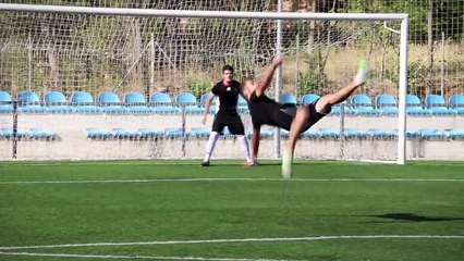 La Chilena o Chalaca de fútbol, bicycle kick football skills