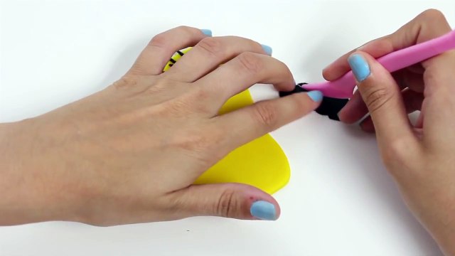 Play Doh Minions How to Make a Minion DIY Миньоны пластилин 最好的爪牙 Toy Videos