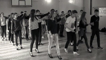 Przygotowania do balu w Gimnazjum w Woli Osowińskiej