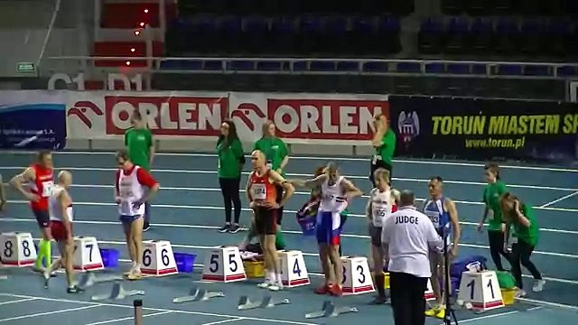 Ветераны Легкая атлетика Торунь 27 03 2015 Барьеры M60 забег 2