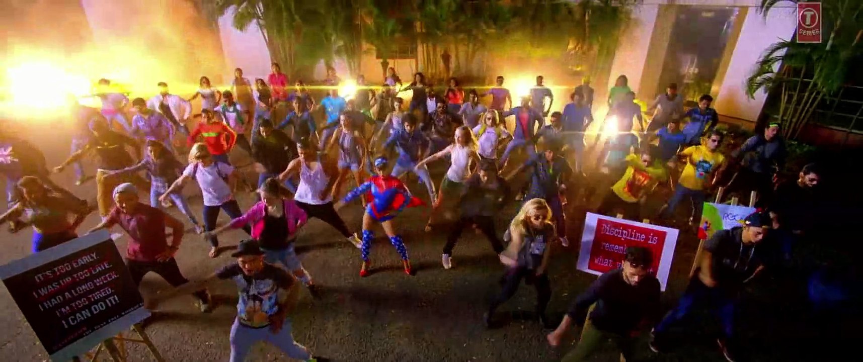 Main Super Girl From China-Video Song-Sunny Leone,Mika Singh-Full Song HD1080p