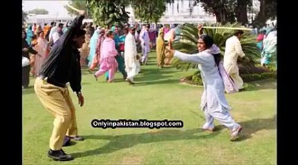 kia poem hy main aiya hath sepaiyan dy