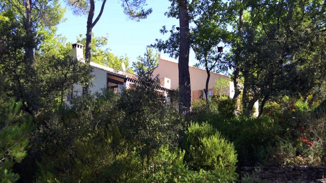 Ménerbes VENTE VILLA - LUBERON - Terrain de 1 ha