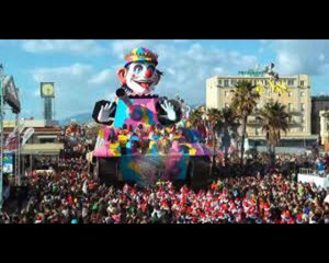 Download Video: Carnevale Viareggio 2016: date, feste rionali, carri allegorici e sfilate da non perdere