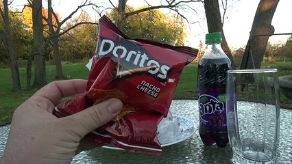 Taco bell -  locos tacos ( из чипсов Doritos)