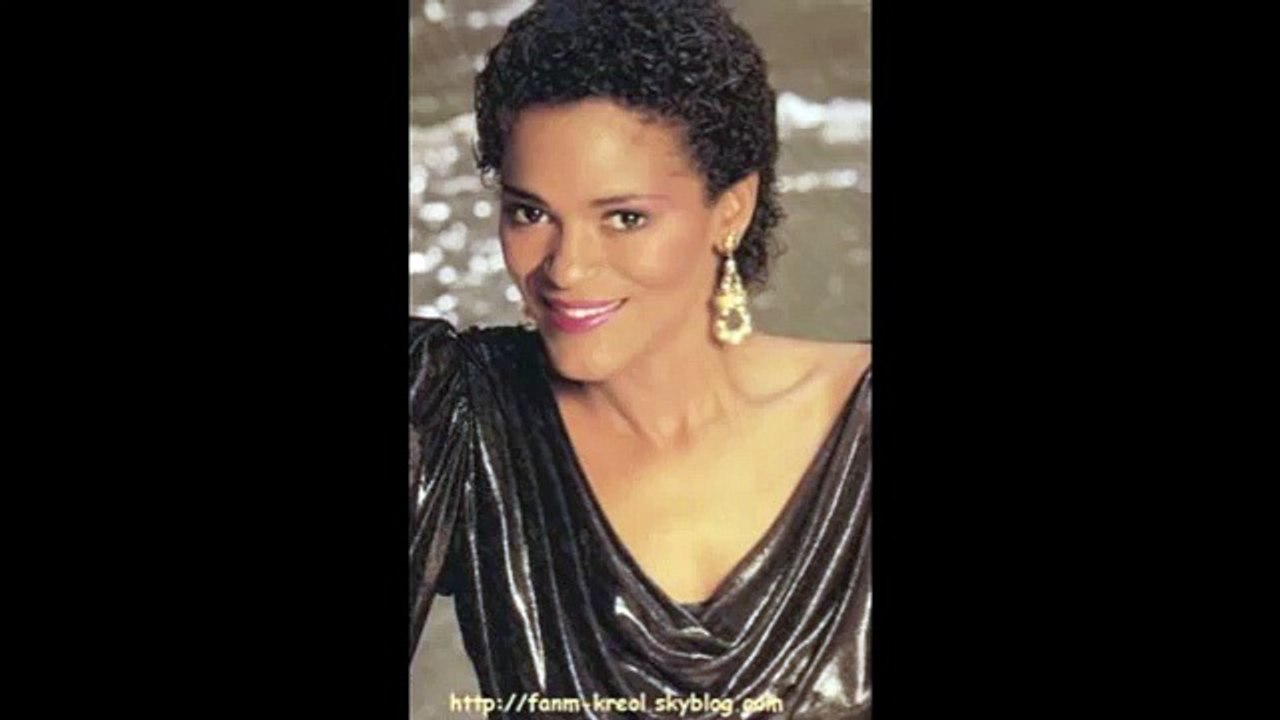 Jocelyne Beroard-Ké sa lévé