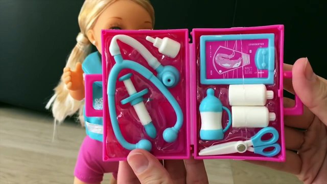 Nancy and the Dolphins Baby Dolls Nancy y Los Delfines Newborn Dolphin Toy Videos