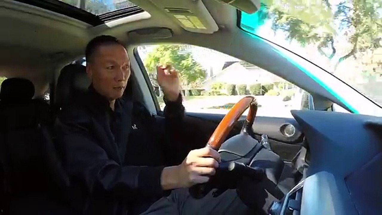 Driving with John Chow - Create Your Own Product or Be an Affiliate