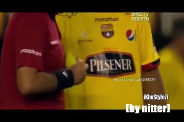 Ronaldinho give autograph to referee. Barcelona vs San Martin 30.01.2016