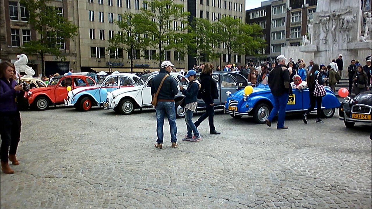 2CV in Amsterdam