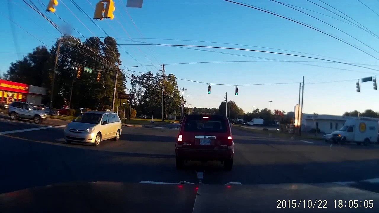 DetroitCam - 10/22/2015 - Durham, NC Car Crash