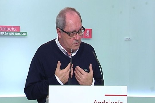 PSOE-A no ve un gobierno de coalición con Podemos