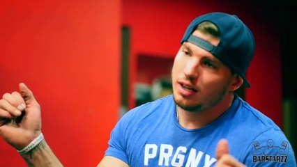 Amputé des deux jambes il ne se laisse pas abattre loin de là même !