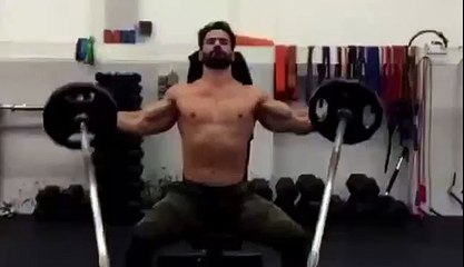 Excercise   Jaco de Bruyn WBFF Pro