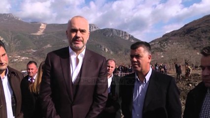 Ripyllëzimi i zonave të dëmtuara nga erozioni - Top Channel Albania - News - Lajme