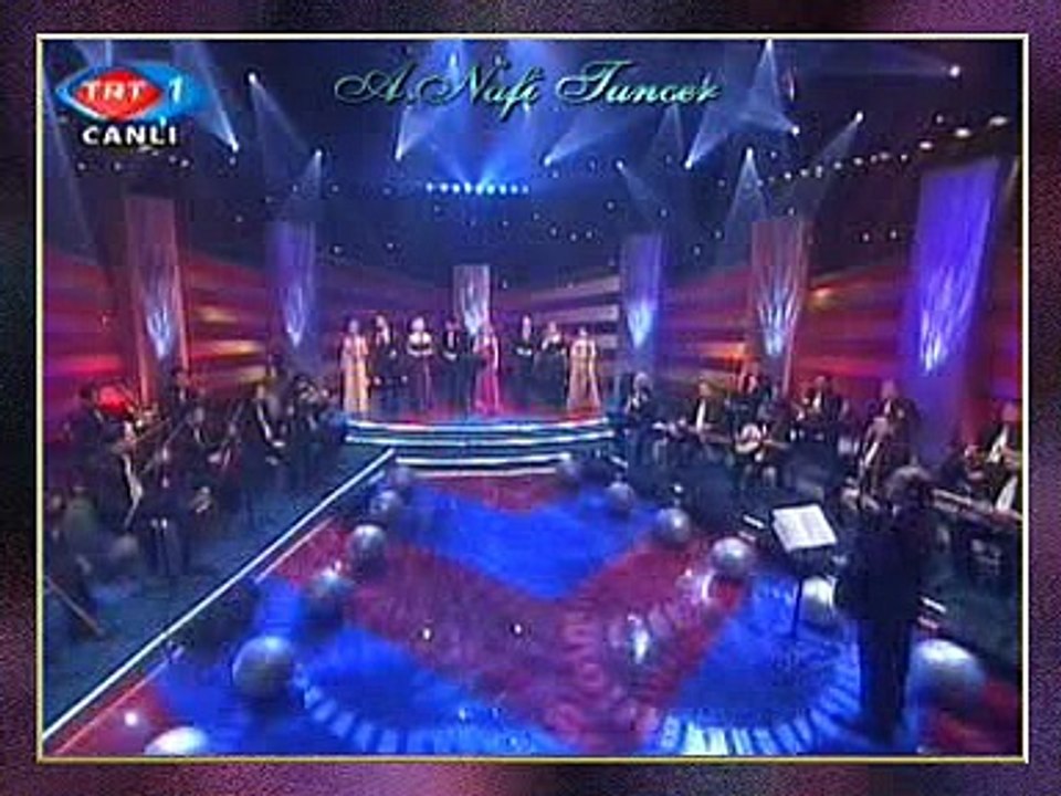 AKŞAM SEFASI KORO-Akşam Olunca Yârelerim Sızlar (Gazel: Nusret YILMAZ)