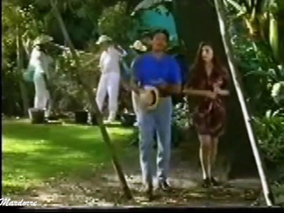 Fernando Colunga  cómo "Valerio "  parte  1