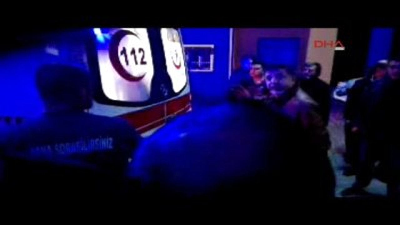 Ceyhan Şüphelileri Takip Eden Polis Aracı Şarampole Uçtu: 2 Polis Yaralı