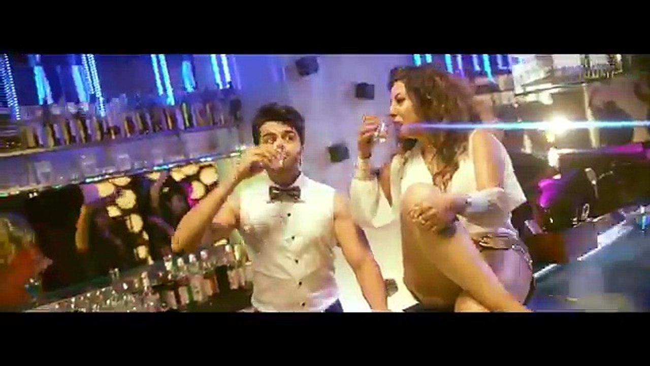 Aise Karte Hai Party | Official Video | Hard Kaur | Party Song