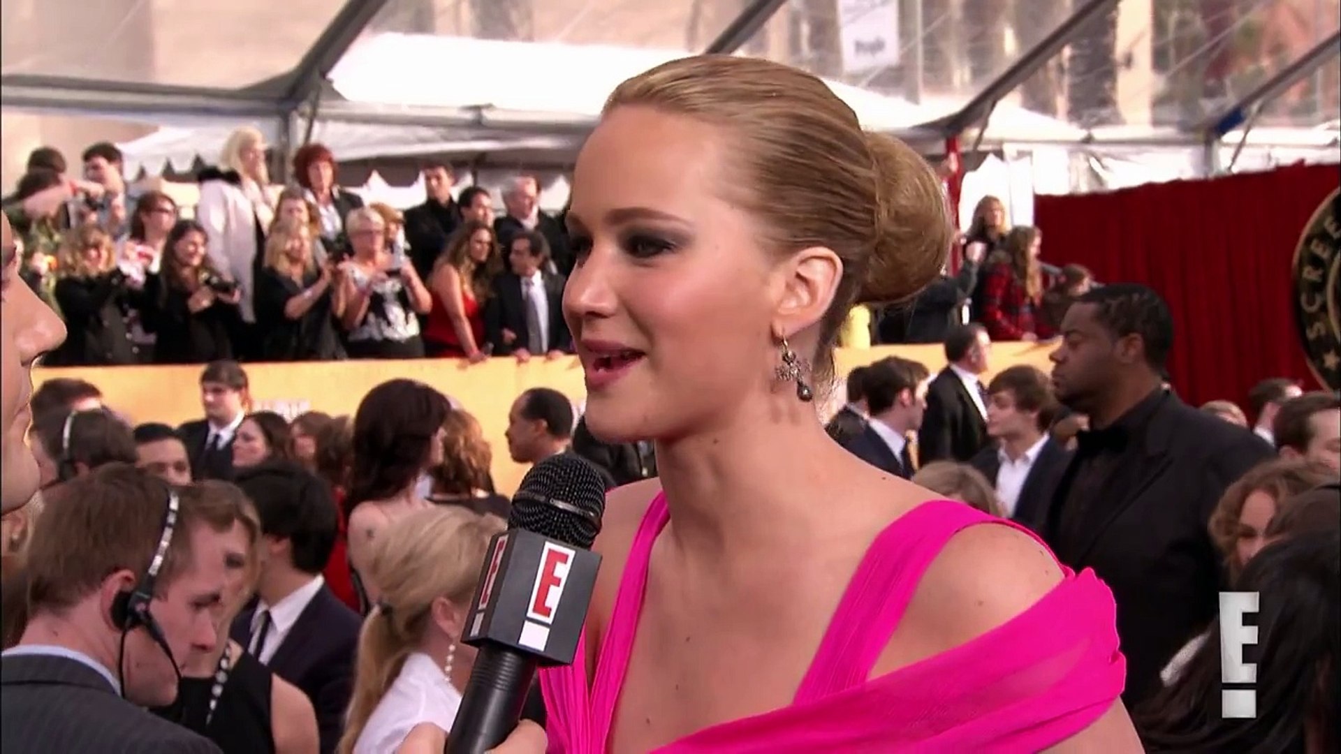 ⁣Jennifer Lawrence's Red Carpet Story Live from the Red Carpet FULL HD