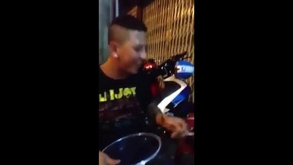 Nhac che Em trai tung chua noi chuyen tieu lam