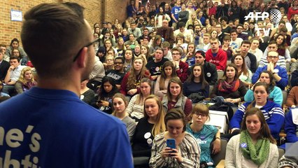 USA: des électeurs votent lors du caucus démocrate de l'Iowa