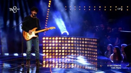 O Ses Türkiye'de Emre adını finale yazdırdı